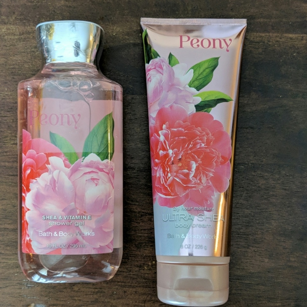 🌸 Peony shower gel and body cream bundle!